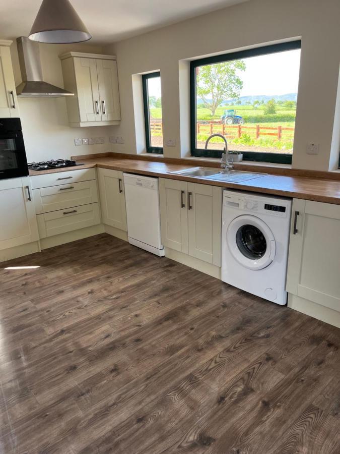 Oakwell Holiday Village Ramelton Exterior foto