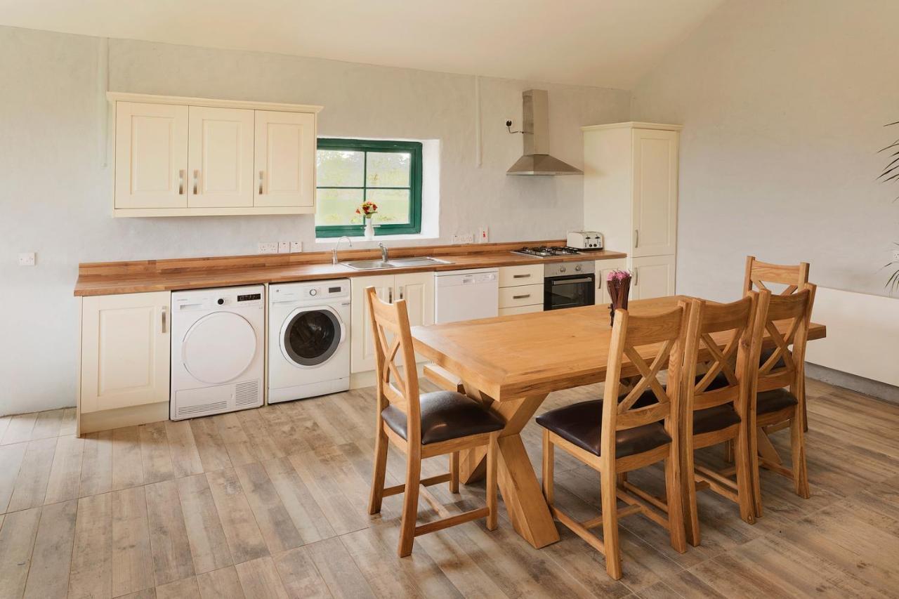 Oakwell Holiday Village Ramelton Exterior foto